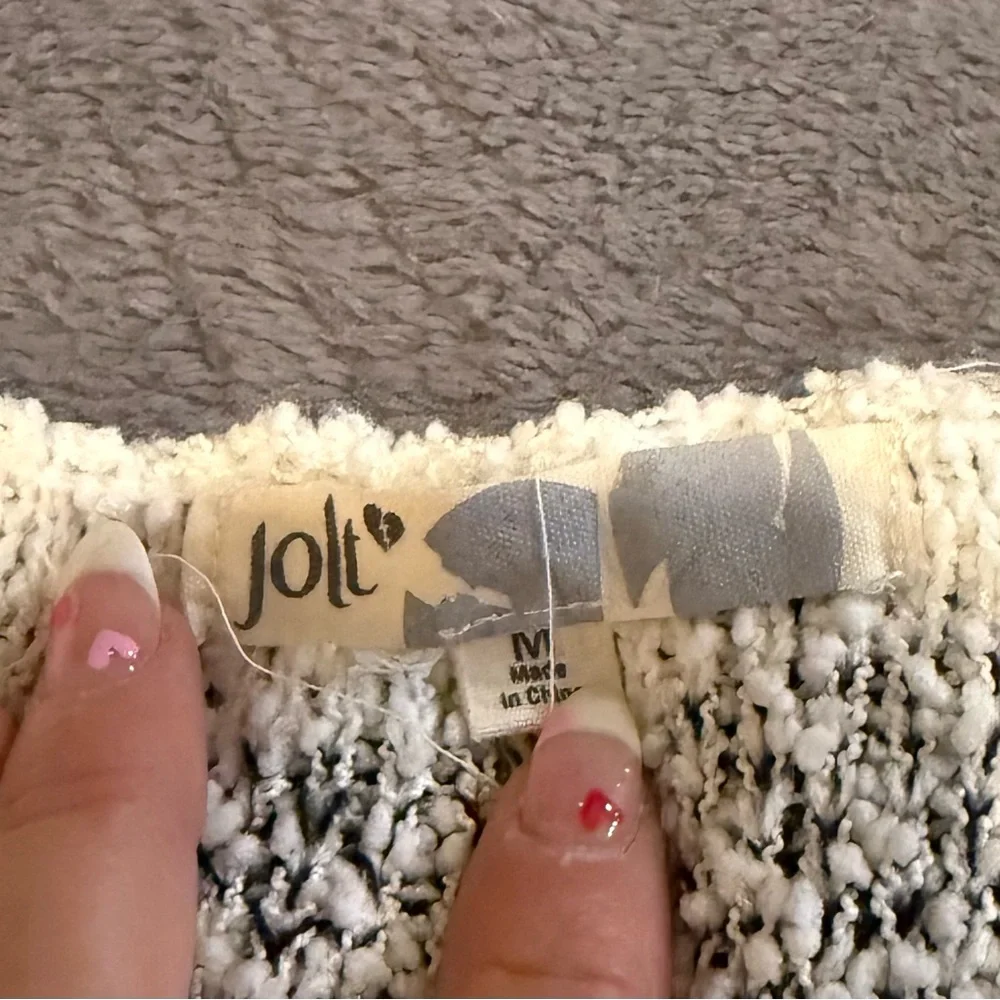 Jolt Women's V-Neck Sweater in Black and Cream - Picture 2 of 3